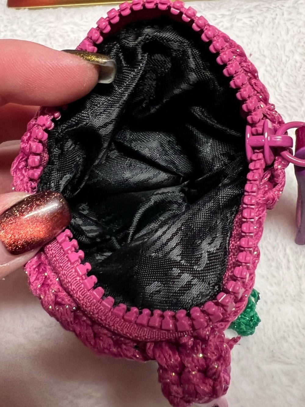 Kurt Geiger Crochet Crossbody and shoulder Bag in Pink Like New - Picture 10 of 12